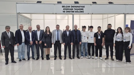 Selçuk Üniversitesinin özgün çalışmalarına Konya Ayakkabı Fuarı’nda yoğun ilgi